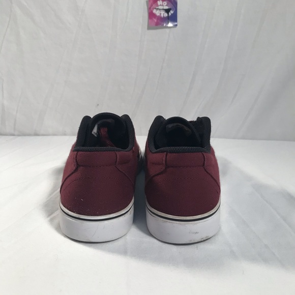 Nike SB Clutch Skate Shoes - Picture 4 of 10